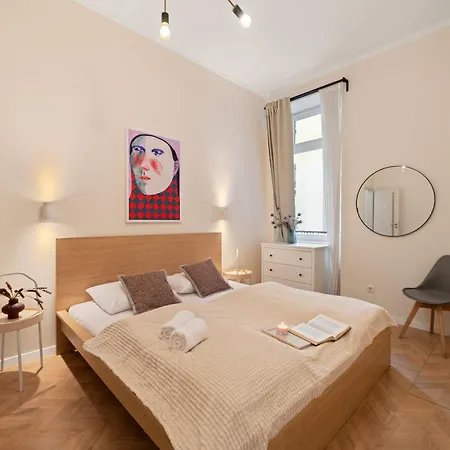 Dream In Budapest-2br Retreat On Kiraly St