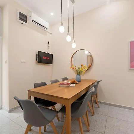 Dream In Budapest-2br Retreat On Kiraly St