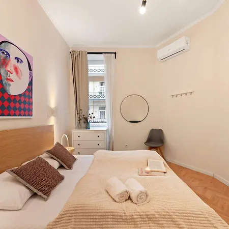 Dream In Budapest-2br Retreat On Kiraly St