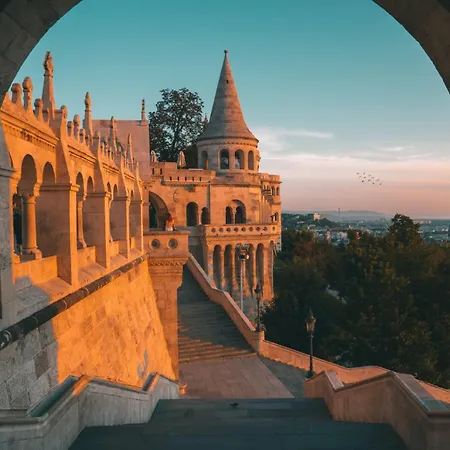 Dream In Budapest-2br Retreat On Kiraly St Daire Budapeşte